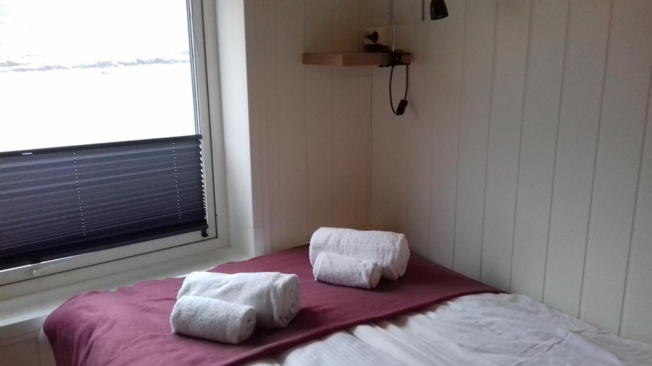 Holmvik Brygge Nyksund Hotel Exterior photo